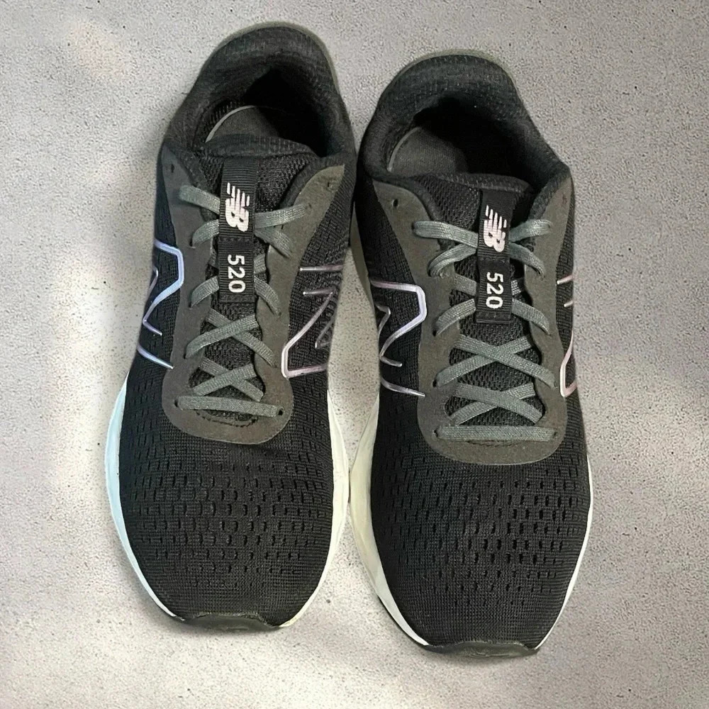 New Balance 520v8 W520LB8 Women’s 9.5 / Men’s 8 Black White Running Shoes - Picture 5 of 8
